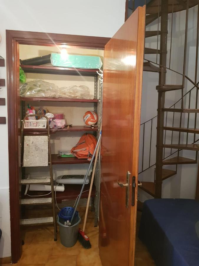 Ferienwohnung Casa Tranquilla E Luminosa Con Terrazzo A Due Passi Dal Mare Brolo Exterior foto